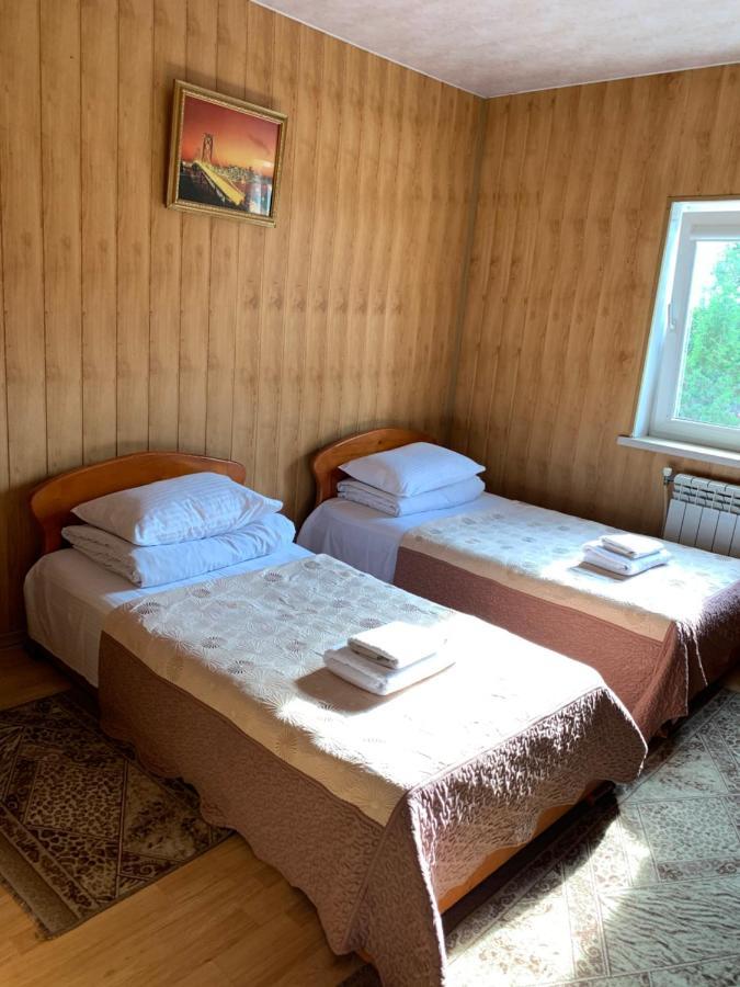 Hotel Pid Yavorom Drogomirchany Esterno foto