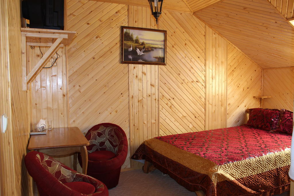 Hotel Pid Yavorom Drogomirchany Camera foto