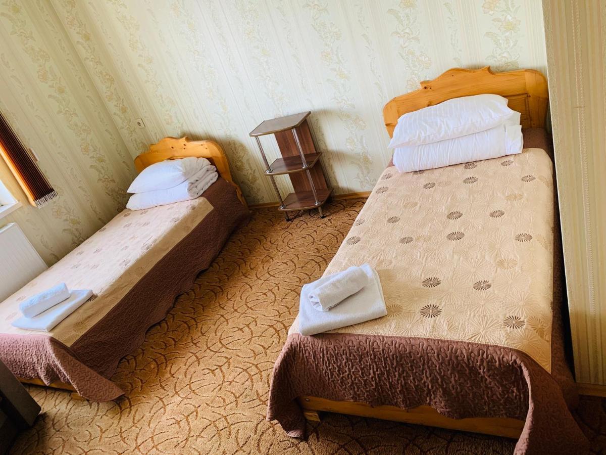 Hotel Pid Yavorom Drogomirchany Esterno foto